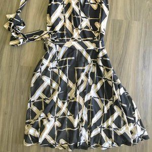 SLEEVELESS - FAUX WRAP DRESS WITH BELT